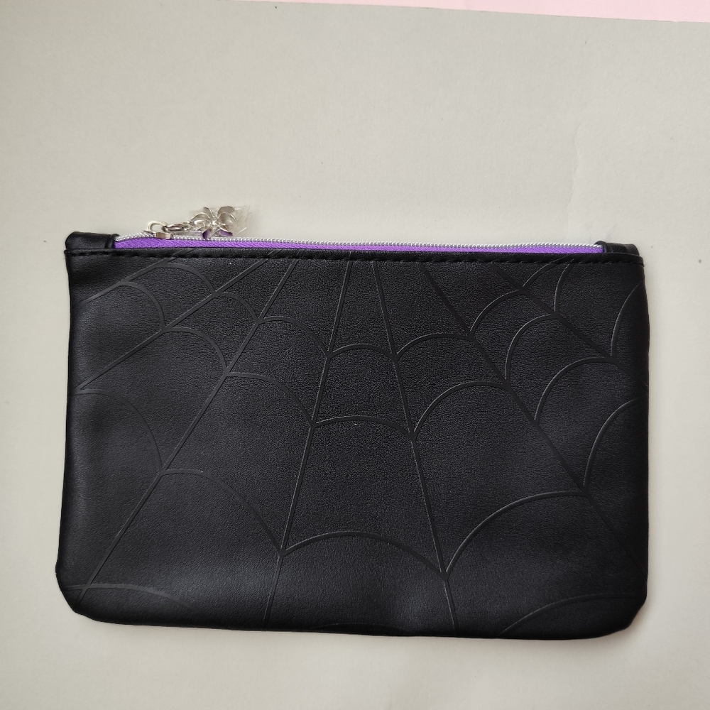 3/$20💗IPSY Glam Bag Spider Web Makeup Pouch